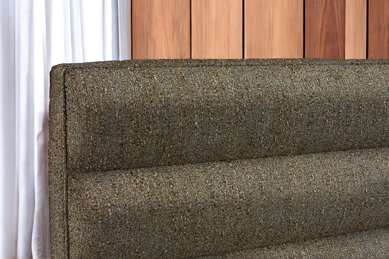 Caramela Left Corner